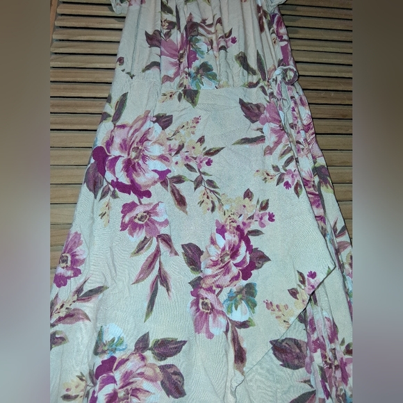 Band of Gypsies Floral Maxi Dress - Pink and Cream - Picture 3 of 9